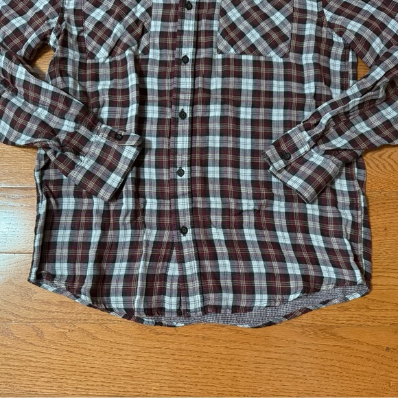 Threads & Heirs Red Plaid Shirt - Size Medium - Picture 4 of 8